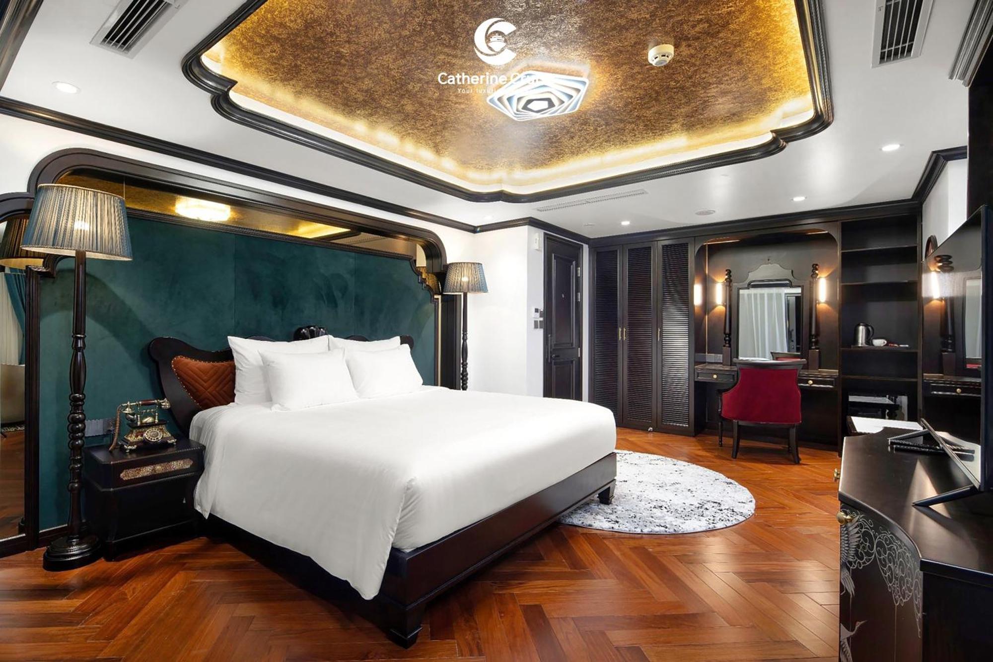 Catherine Cruises Ha Long Bay Exteriör bild